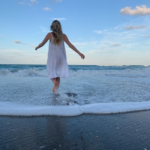 Meet your Posher, Pamela - Picture 2 of 4